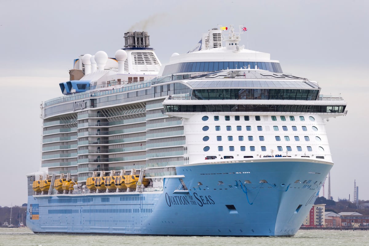 Royal Caribbean Brings Ovation Of The Seas The Largest Cruise Ship Ever To Homeport In Hong Kong 6802