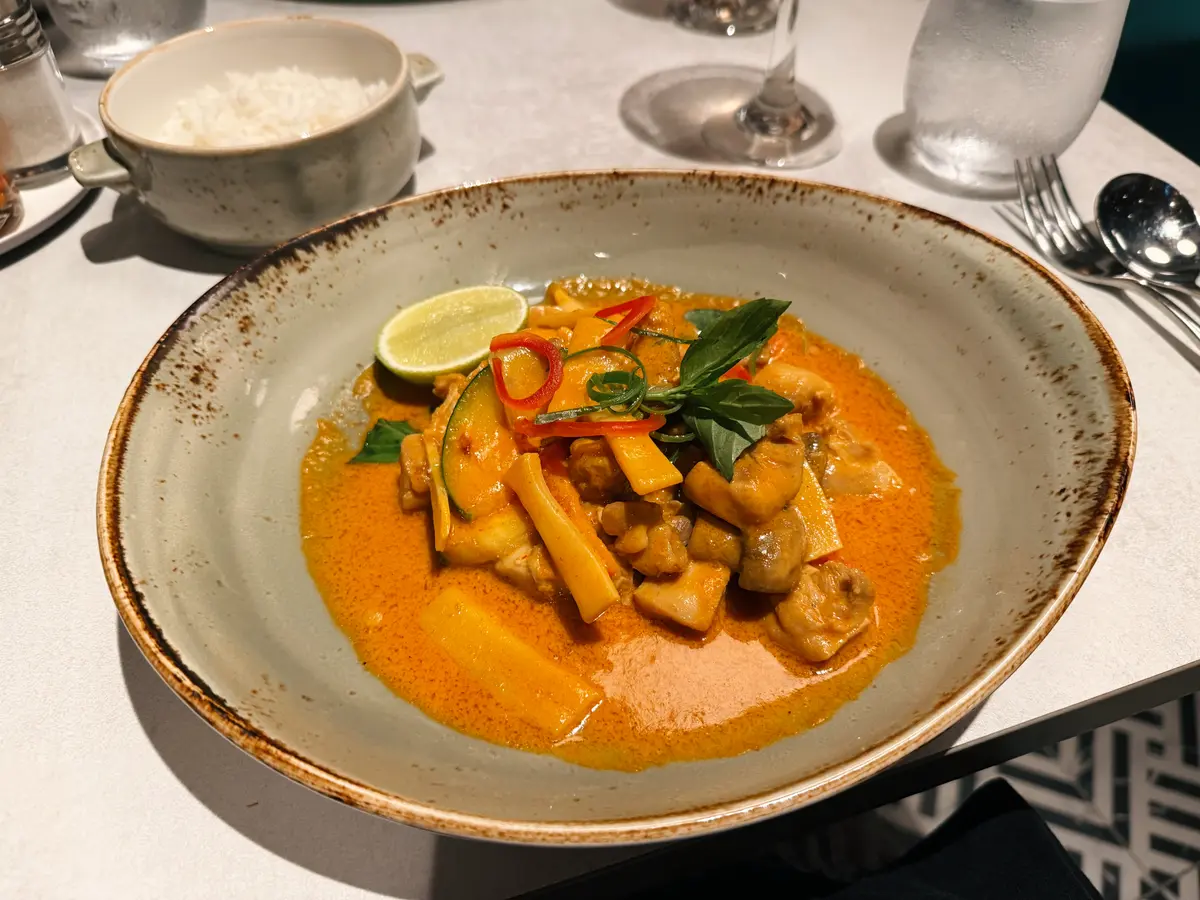 Sukhothai-NCL-Aqua-Red-Curry Sukhothai-NCL-Aqua-Red-Curry