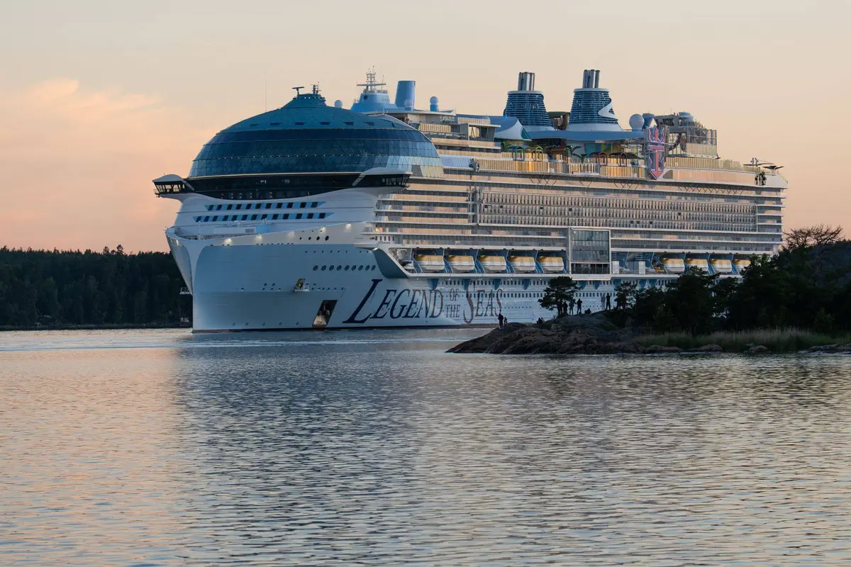 Legend of the Seas