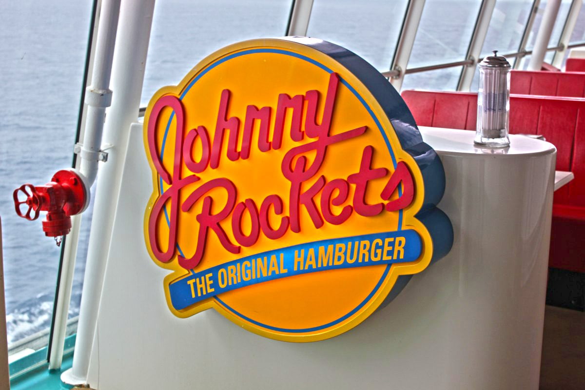 5 things you will love about Johnny Rockets on Royal Caribbean Royal