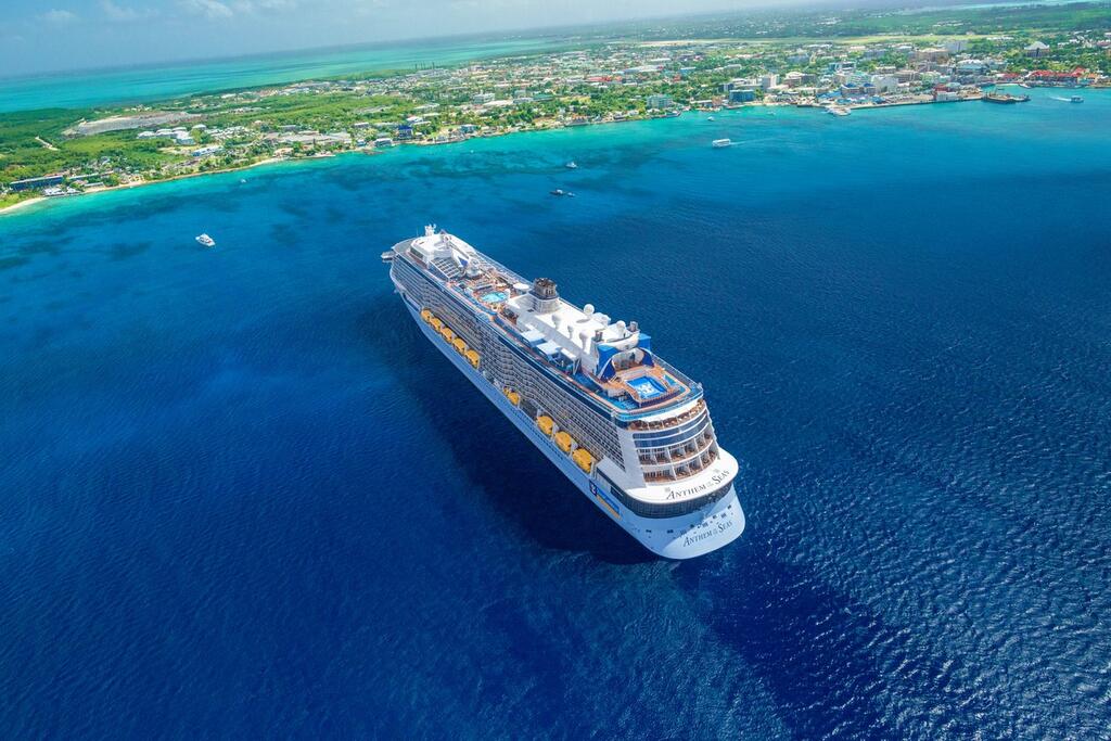 Royal Caribbean Sets Expectations For Impact Omicron Can Have On Cruise ...