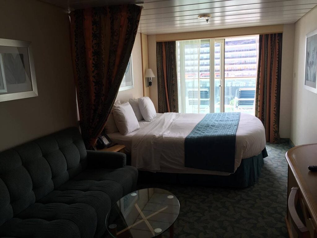 Staterooms: What Are The Difference Between Royal Caribbean's D1, D2 ...