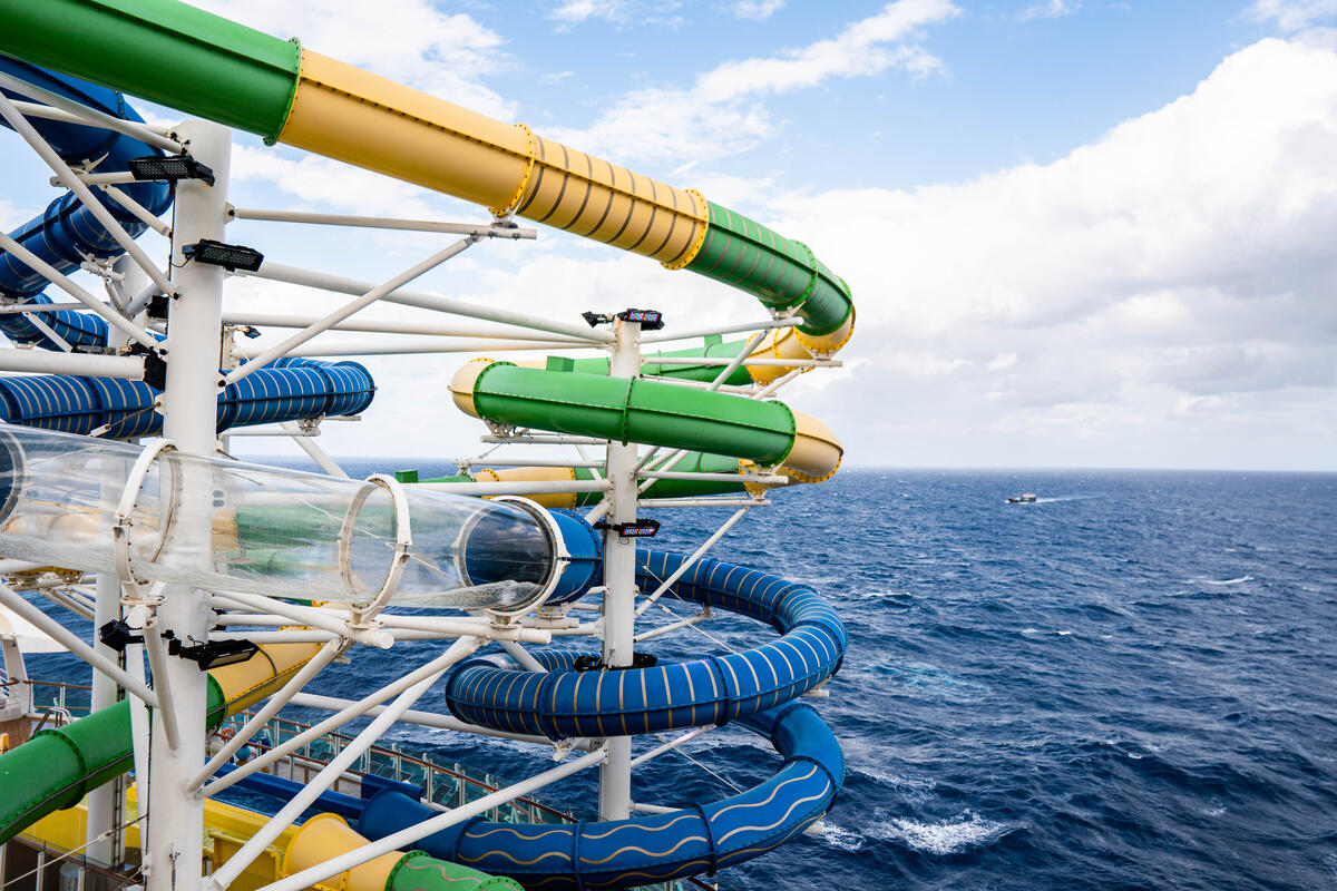 Independence of the Seas Live Blog - Day 2 - Sea Day | Royal Caribbean Blog