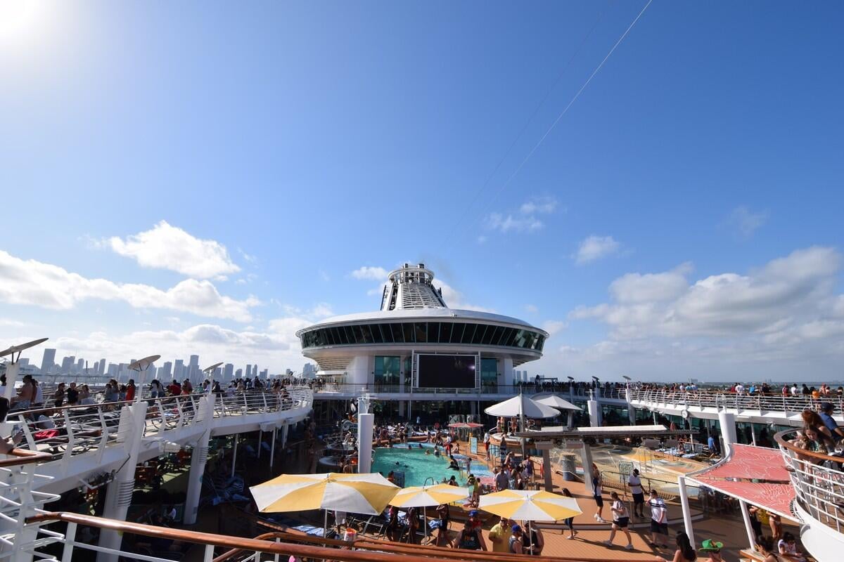 Mariner of the Seas Live Blog - Day 1 - Embarkation Day | Royal ...