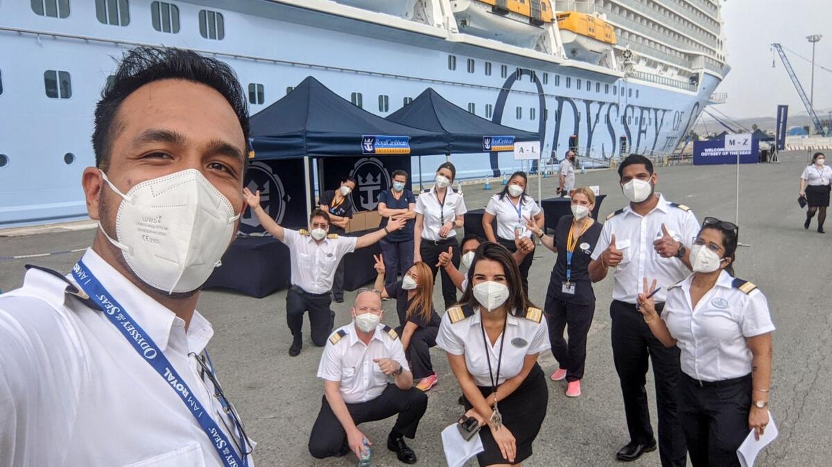 royal-caribbean-begins-vaccinating-crew-members-in-miami-royal