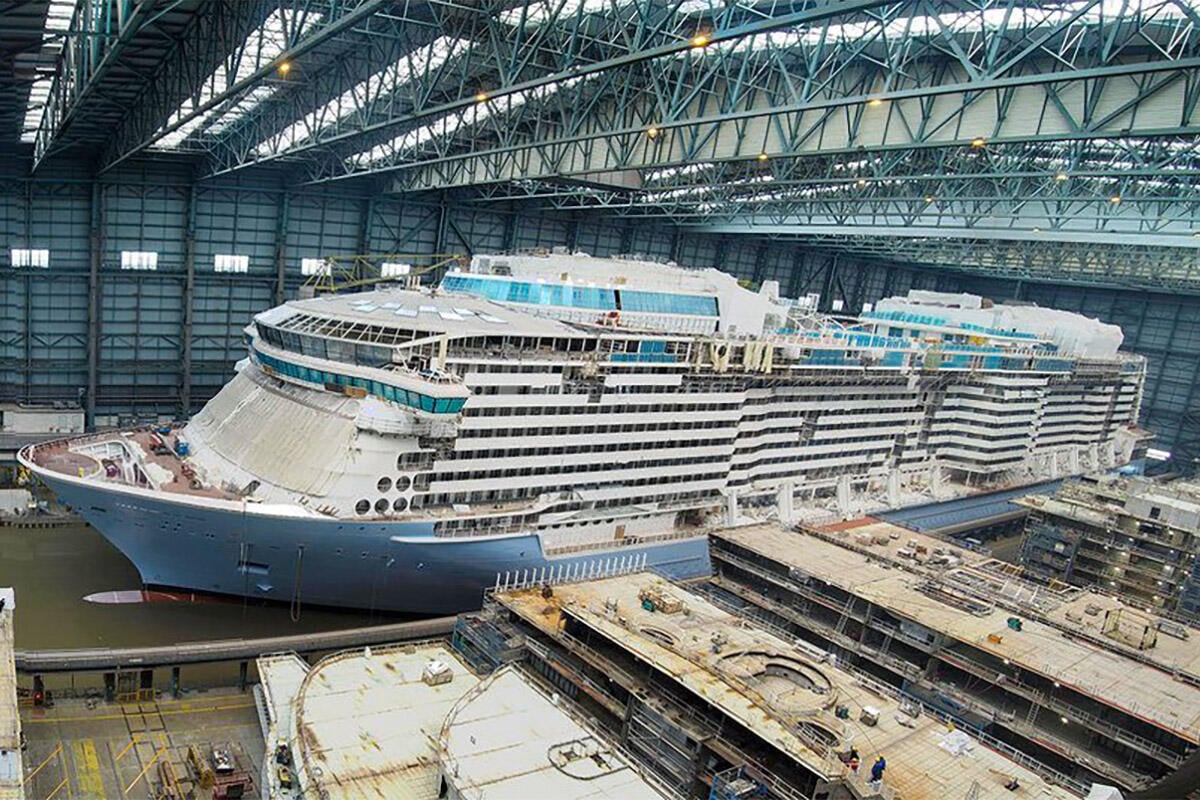 How Much Does It Cost to Build Cruise Ship: Detailed Breakdown