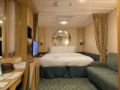 A cruise hack turns any cabin into a private area, which is