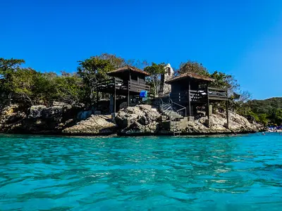 Labadee barefoot beach cabana