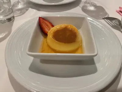 mdr-dining-food-caramel-flan