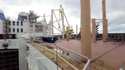 icon-of-the-seas-top-deck-construction