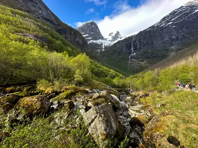 Briksdal glacier park