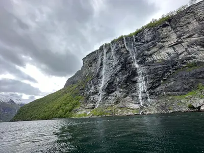 Seven Sisters waterfall