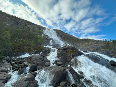 Langfoss waterfall