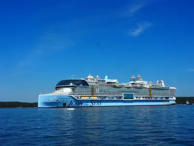 11 Reasons to Cruise on Royal Caribbean's Independence of the Seas
