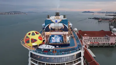 Spectrum of the Seas docked