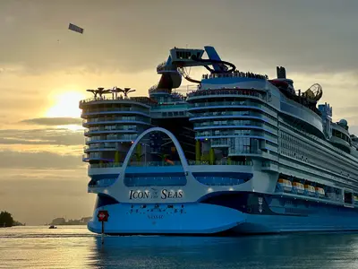 Aft of Icon of the Seas