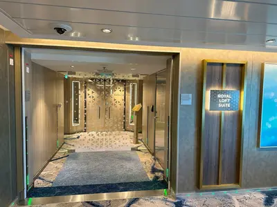 Inside Royal Caribbean's luxury Royal Loft Suite, which start at almost ...