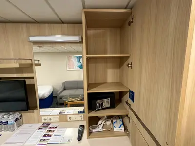 Independence of the Seas interior cabin storage