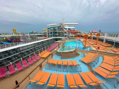 Utopia of the Seas pool deck