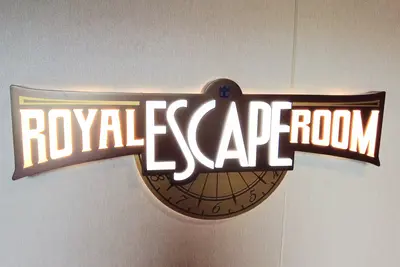 Royal Escape Room sign