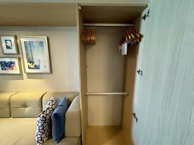 Utopia of the Seas closet