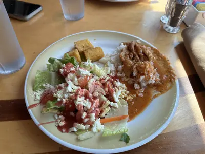 Lunch from the Windjammer buffet on Vision of the Seas