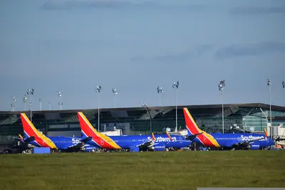 Southwest airplanes at the airport