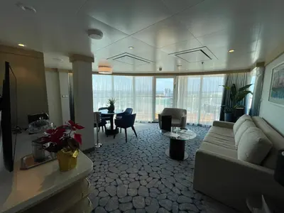 Living room of Aquatheater suite on Wonder of the Seas