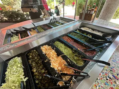 Toppings bar