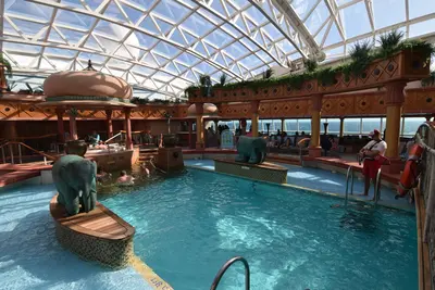 Solarium pool