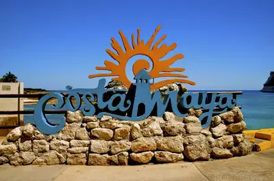 Costa Maya sign