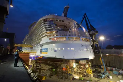 Oasis of the Seas in dry dock