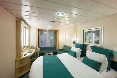 royal-promenade-stateroom