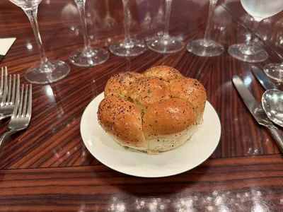 Chefs-Table-Allure-Bread