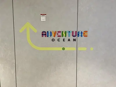 Icon Adventure Ocean