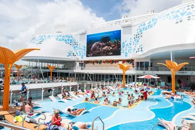 Utopia of the Seas pool deck