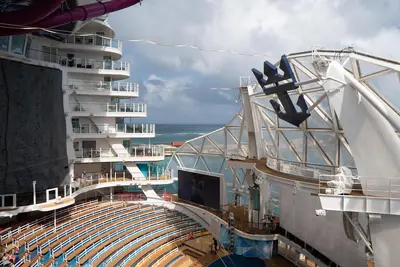 AquaTheater on Utopia of the Seas