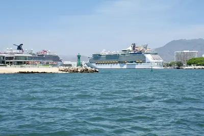 Ships in Puerto Vallarta