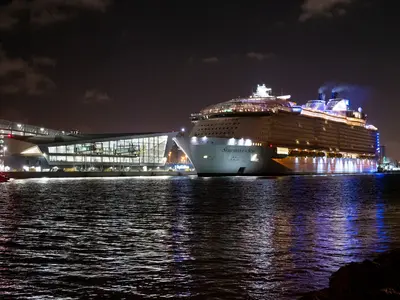 Symphony of the Seas launch