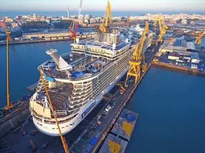 Oasis of the Seas in shipyard