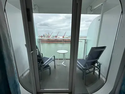 Balcony door on Utopia