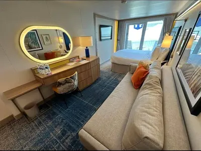 Cabin on Icon of the Seas