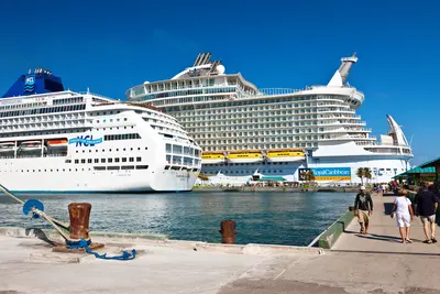 Ships docked near each other