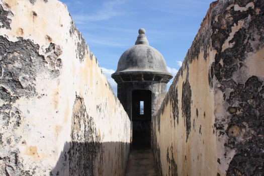 Excursion Focus: Castillo El Morro and San Cristóbal in San Juan ...