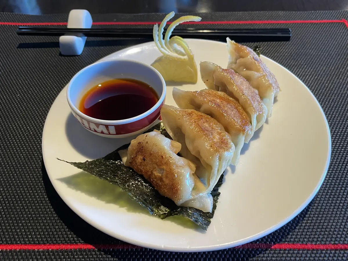 gyoza-dumplings-izumi gyoza-dumplings-izumi