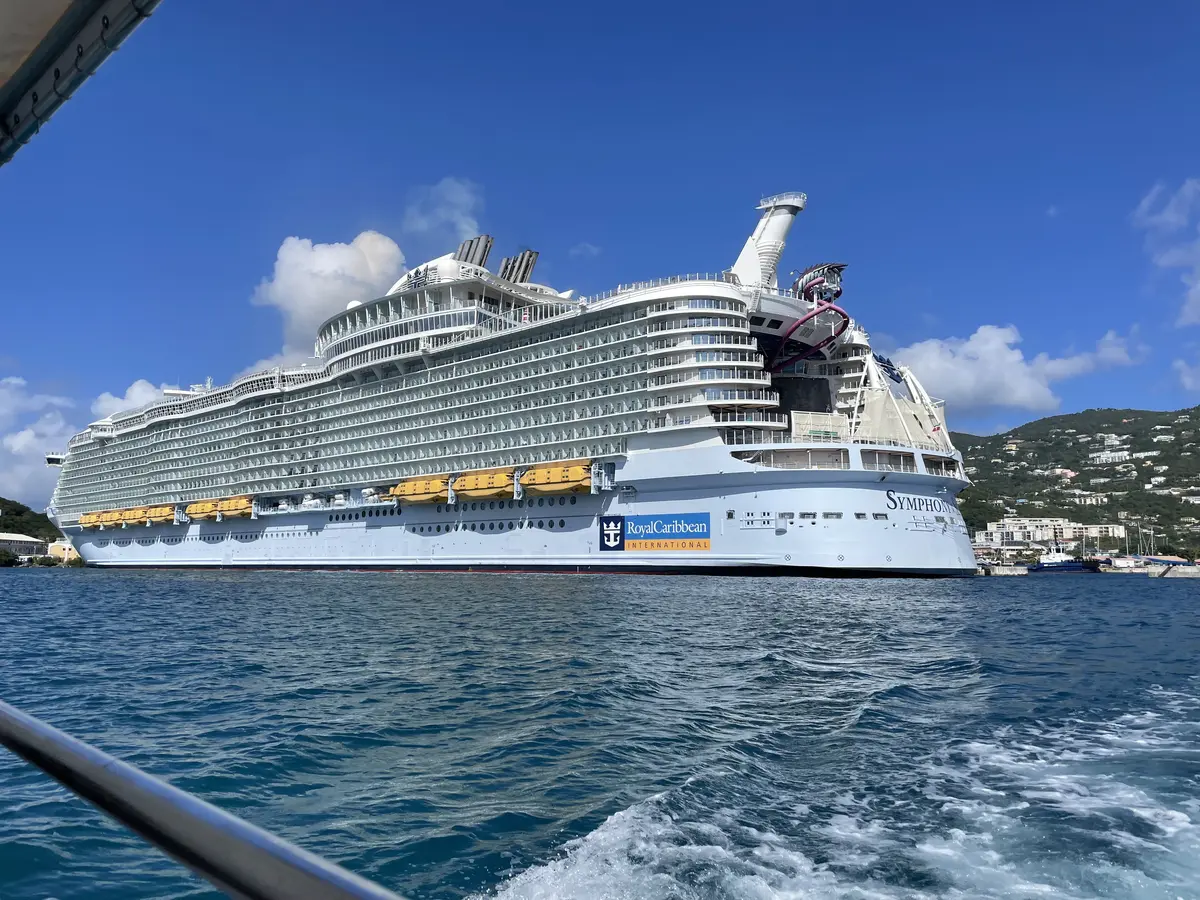 symphony-docked-in-st-thomas symphony-docked-in-st-thomas