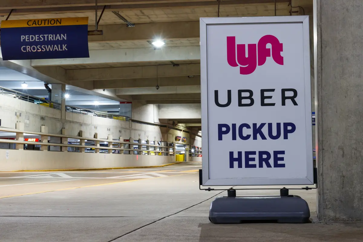 lyft-and-uber-pick-up-spot lyft-and-uber-pick-up-spot