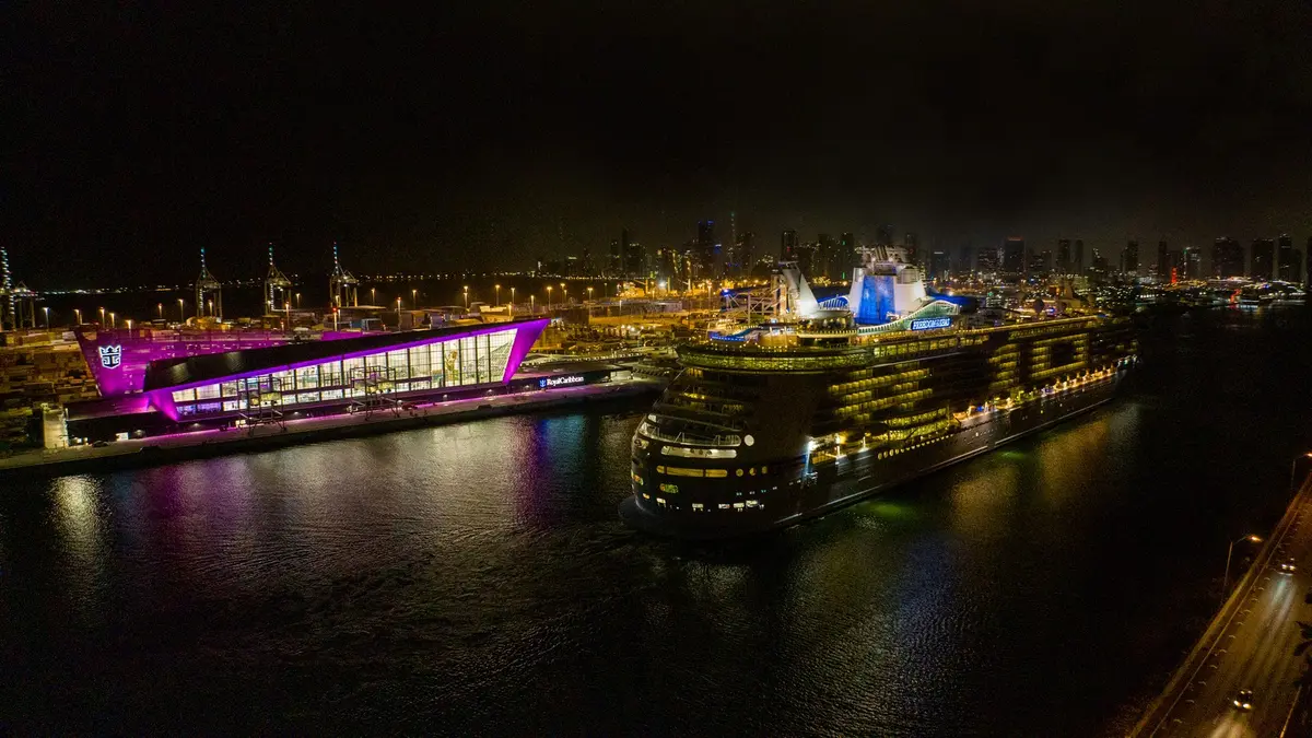 Night Look on the Royal Caribbean Anthem of the Seas - Katie's