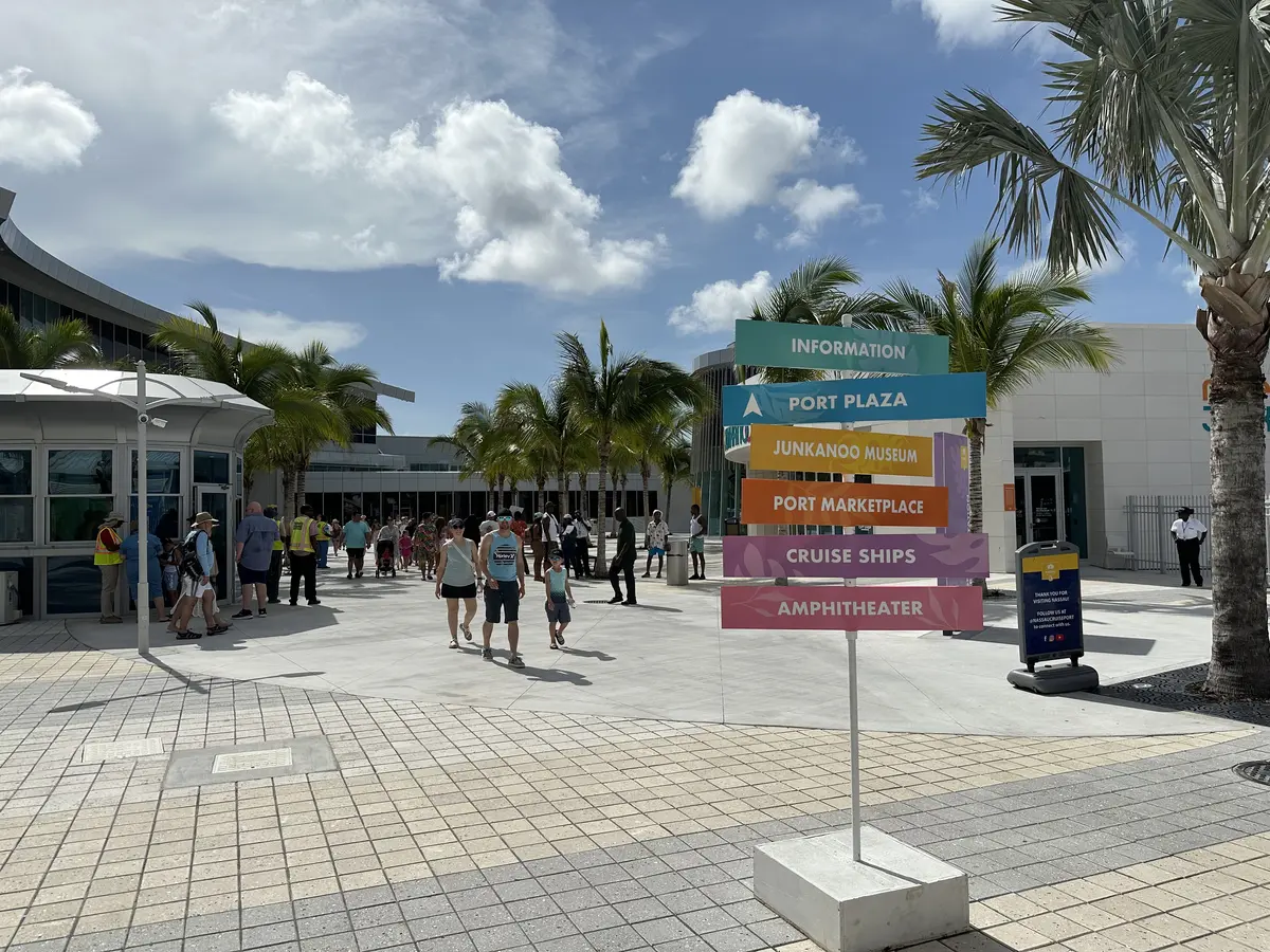 Sign-Nassau-Cruise-Por Sign-Nassau-Cruise-Por