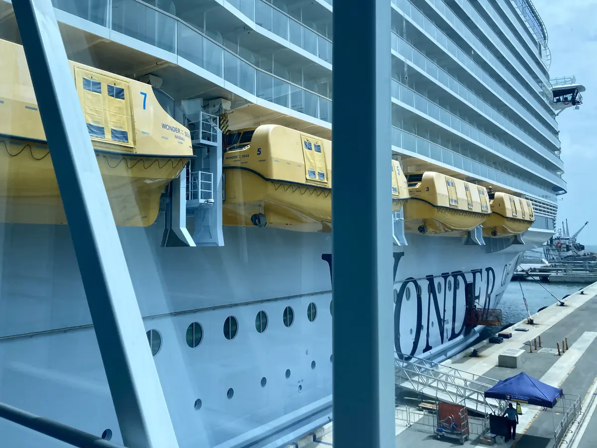 wonder-from-gangway wonder-from-gangway